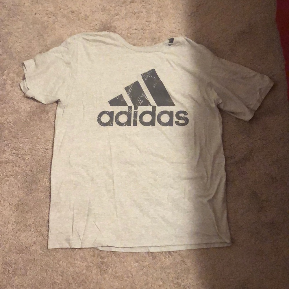 Adidas T-Shirt